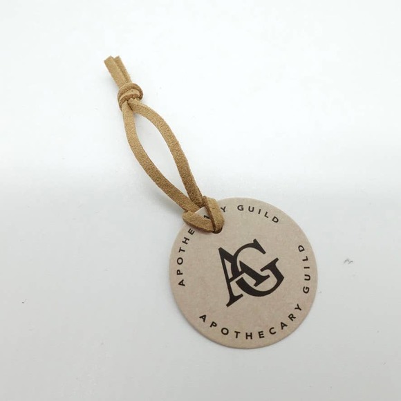 ZODAX Bodega Ceramic Candle Large Black Lemon Blackberry Musk 16.7oz 50hr NIB - Picture 10 of 11